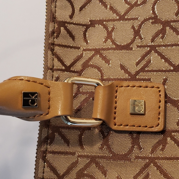 Calvin Klein Monogram Purse - Picture 4 of 10